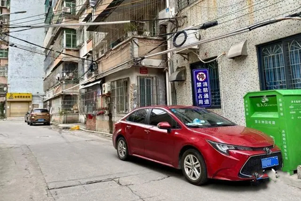 畅通消防通道，守护群众安全！湛江坡头消防联合区交警大队开展消防车通道专项整治